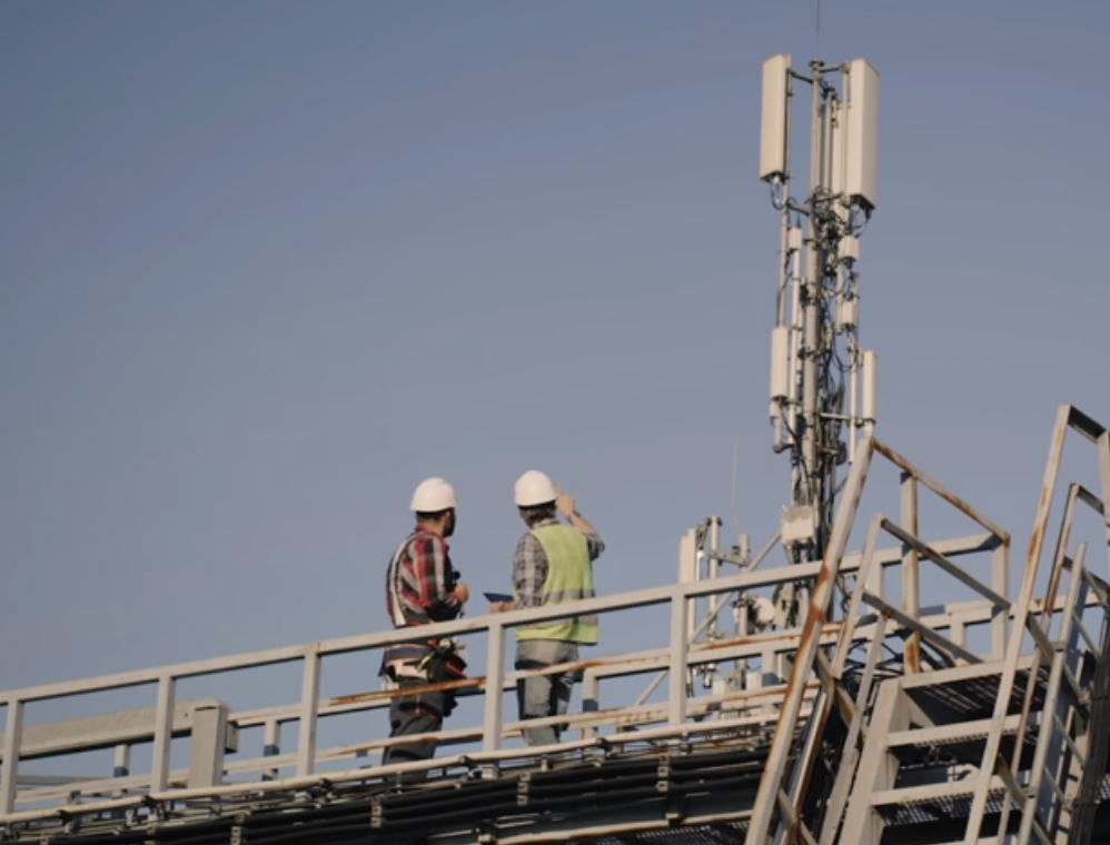 Ontel field crew on a tower site